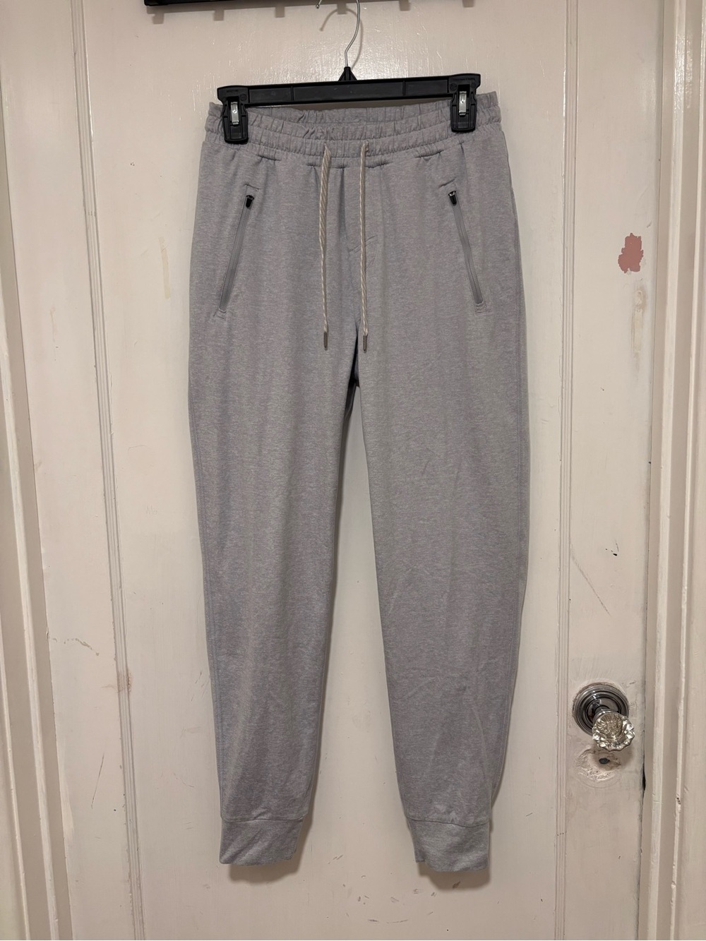 Vuori Light Gray Men's Jogger Sweatpants